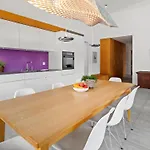 Parvenda By Interhome * לנזרהיידה